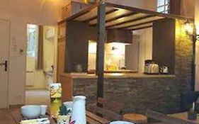Havre de paix avec extérieur au coeur du vieux Tours