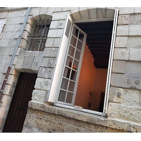 Appartement Havre de paix avec extérieur au coeur du vieux Tours Extérieur photo