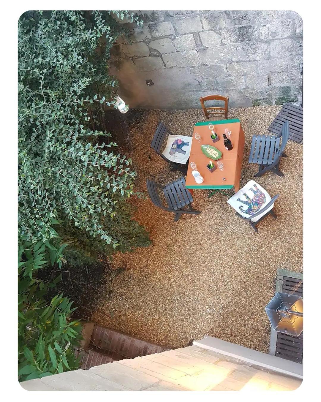Appartement Havre de paix avec extérieur au coeur du vieux Tours Extérieur photo