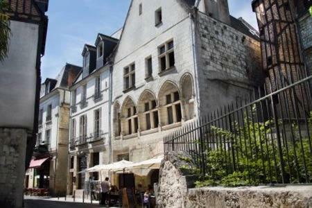 Appartement Havre de paix avec extérieur au coeur du vieux Tours Extérieur photo